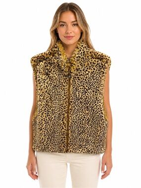 Cross Pointe Faux Fur Leopard Zip Vest in Gold